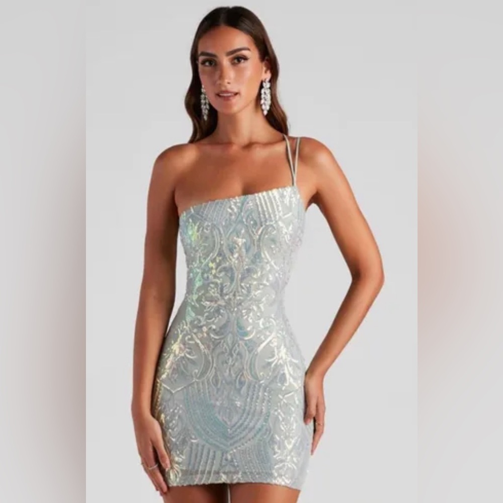 Karla Sequin Iridescent Bodycon Party Dress homecoming small